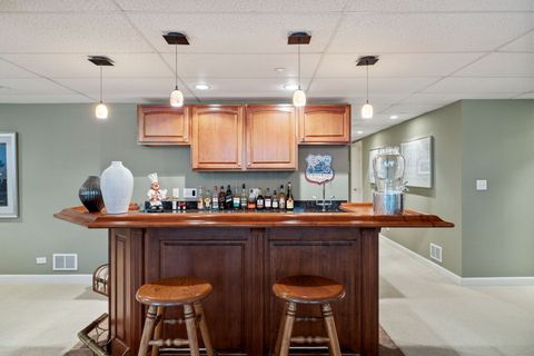 Tiny photo for 805 Stone Canyon Circle, Inverness, IL 60010 (MLS # 12500142)