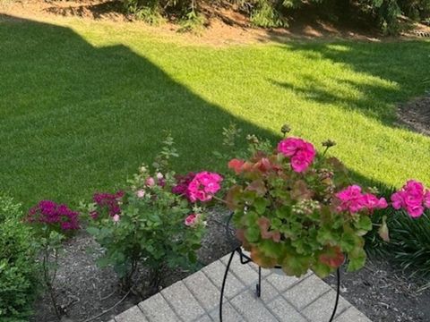 Tiny photo for 805 Stone Canyon Circle, Inverness, IL 60010 (MLS # 12500142)