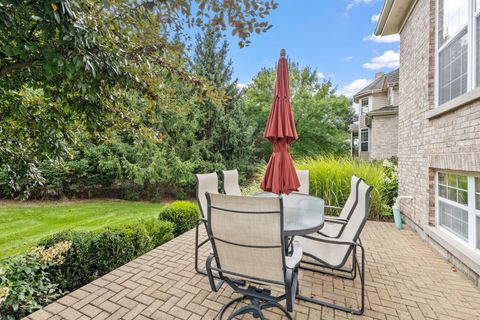 Tiny photo for 805 Stone Canyon Circle, Inverness, IL 60010 (MLS # 12500142)