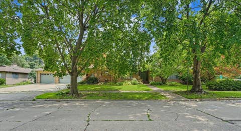Tiny photo for 809 W Delaware Avenue, Urbana, IL 61801 (MLS # 12674522)