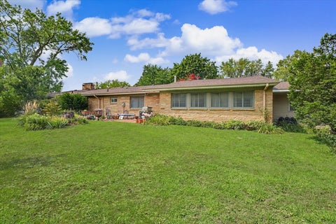 Tiny photo for 809 W Delaware Avenue, Urbana, IL 61801 (MLS # 12674522)
