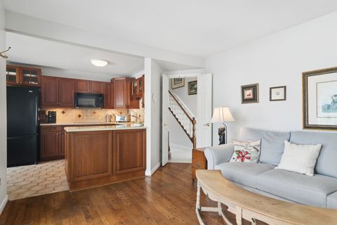 Tiny photo for 471 Old Barn Road, Lake Barrington, IL 60010 (MLS # 12678925)