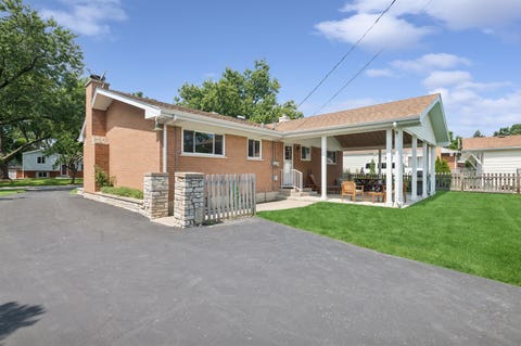 Tiny photo for 1017 S Norbury Avenue, Lombard, IL 60148 (MLS # 12723865)