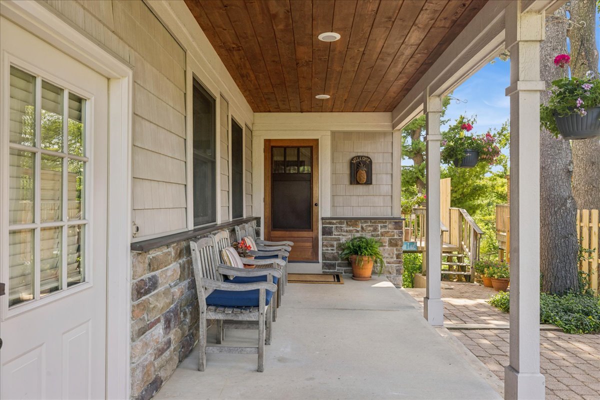113 Hilltop Drive