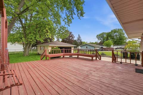 Tiny photo for 18833 Park Avenue, Lansing, IL 60438 (MLS # 12718639)