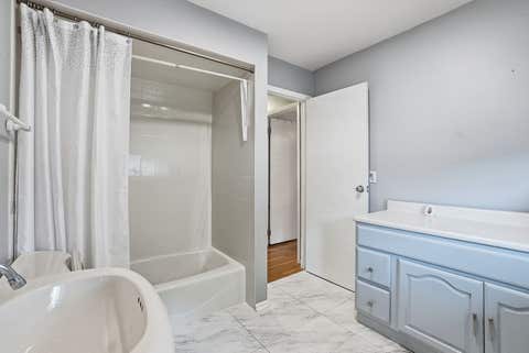 Tiny photo for 18833 Park Avenue, Lansing, IL 60438 (MLS # 12718639)