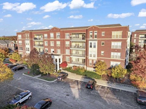 Tiny photo for 511 Prestwick Lane #302, Wheeling, IL 60090 (MLS # 12507893)