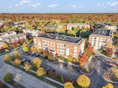 Tiny photo for 511 Prestwick Lane #302, Wheeling, IL 60090 (MLS # 12507893)