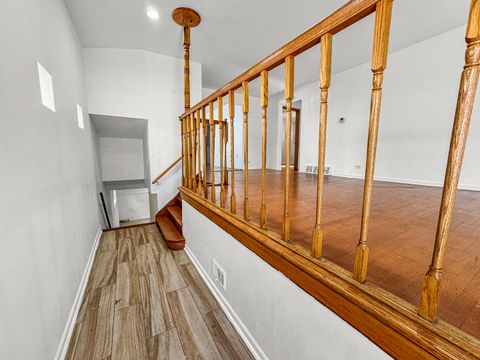 Tiny photo for 13059 Honore Street, Blue Island, IL 60406 (MLS # 12509209)