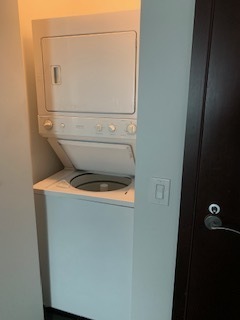 33 W Ontario Street 20F