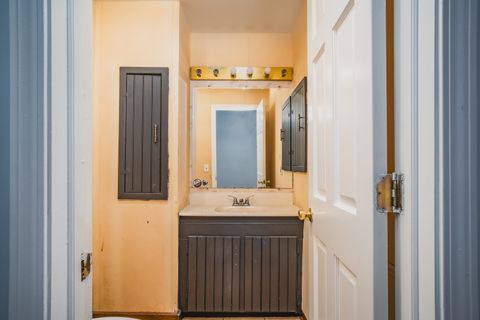 Tiny photo for 37902 N West Street, Spring Grove, IL 60081 (MLS # 12503685)