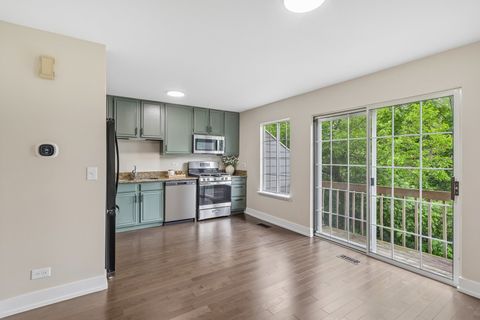 Tiny photo for 856 W Saint Johns Place, Palatine, IL 60067 (MLS # 12698116)