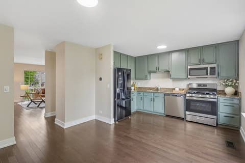 Tiny photo for 856 W Saint Johns Place, Palatine, IL 60067 (MLS # 12698116)