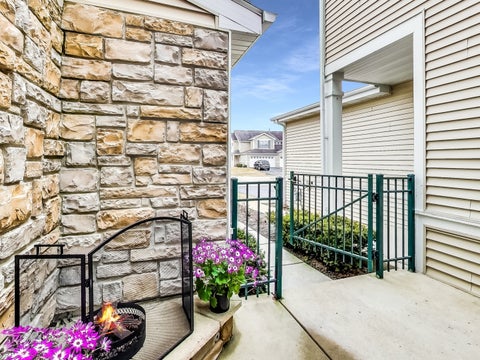 Tiny photo for 1510 W Remington Lane #1510, Round Lake, IL 60073 (MLS # 12762110)
