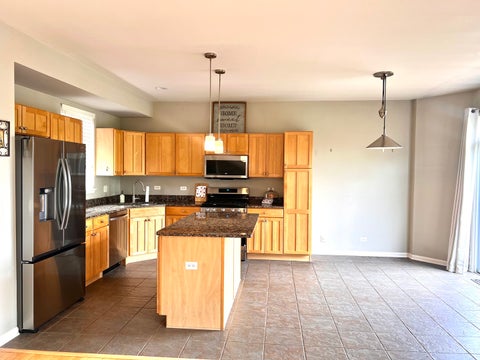 Tiny photo for 1510 W Remington Lane #1510, Round Lake, IL 60073 (MLS # 12762110)