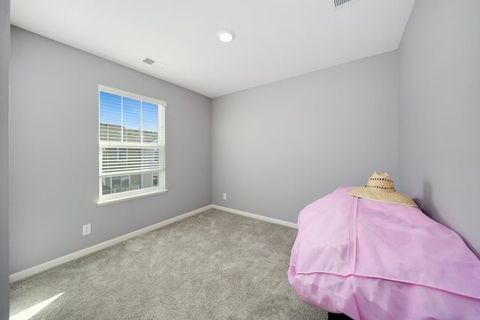 Tiny photo for 1004 Atterberg Road, South Elgin, IL 60177 (MLS # 12621027)