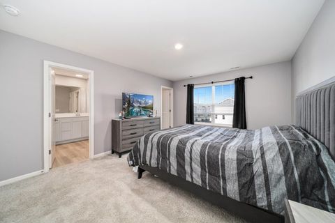 Tiny photo for 1004 Atterberg Road, South Elgin, IL 60177 (MLS # 12621027)