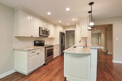 Tiny photo for 1150 Meadow Road, Northbrook, IL 60062 (MLS # 12590564)