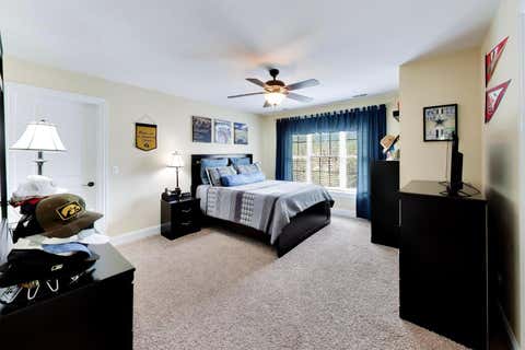 Tiny photo for 1301 N Chicago Avenue, Arlington Heights, IL 60004 (MLS # 12733679)
