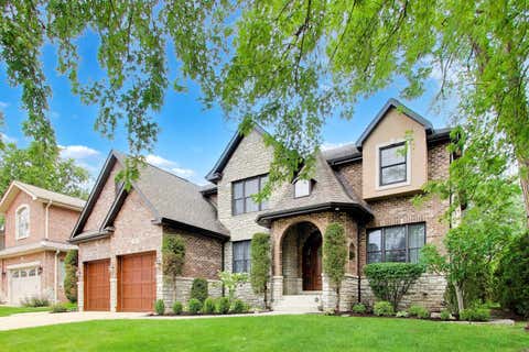Tiny photo for 1301 N Chicago Avenue, Arlington Heights, IL 60004 (MLS # 12733679)