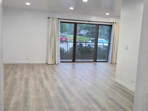 Tiny photo for 301 Lake Hinsdale Drive #108, Willowbrook, IL 60527 (MLS # 12673482)