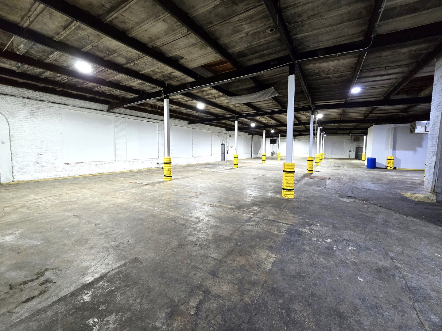 822 W Exchange Avenue