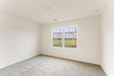 Tiny photo for 311 Kingsport Drive, South Elgin, IL 60177 (MLS # 12504844)