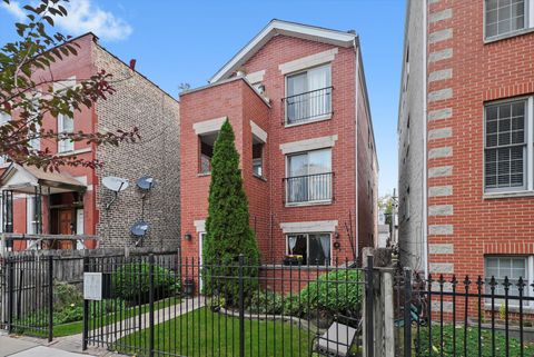 Photo of 941 N Fairfield Avenue #1, Chicago, IL 60622 (MLS # 12506654) Photo of 941 N Fairfield Avenue #1, Chicago, IL 60622 (MLS # 12506654)