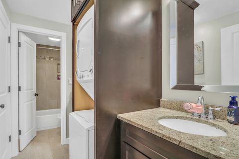 Tiny photo for 751 Dover Place #4C, Wheeling, IL 60090 (MLS # 12626017)