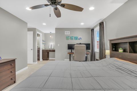 Tiny photo for 751 Dover Place #4C, Wheeling, IL 60090 (MLS # 12626017)