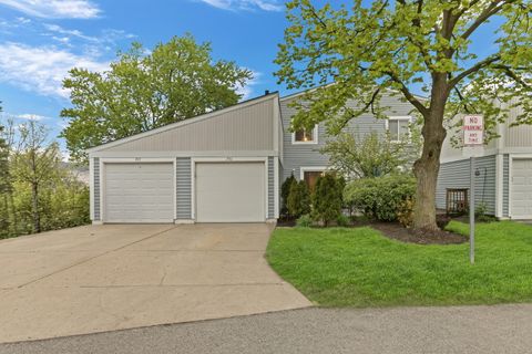 Tiny photo for 751 Dover Place #4C, Wheeling, IL 60090 (MLS # 12626017)