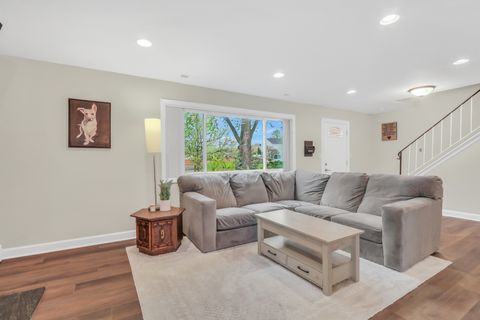 Tiny photo for 751 Dover Place #4C, Wheeling, IL 60090 (MLS # 12626017)