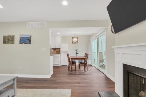 Tiny photo for 751 Dover Place #4C, Wheeling, IL 60090 (MLS # 12626017)