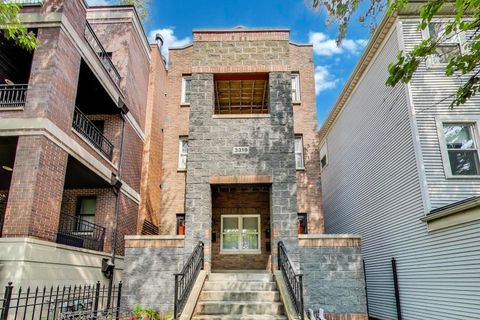 3319 N Seminary Avenue 3 Chicago IL 60657