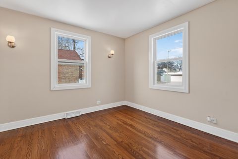 Tiny photo for 700 22nd Avenue, Bellwood, IL 60104 (MLS # 12591795)