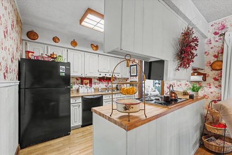 Tiny photo for 621 Broadmeadow Road, Rantoul, IL 61866 (MLS # 12626995)