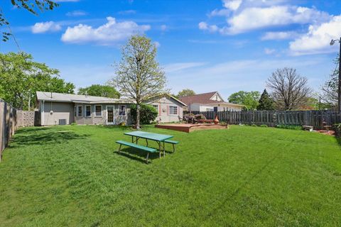 Tiny photo for 621 Broadmeadow Road, Rantoul, IL 61866 (MLS # 12626995)