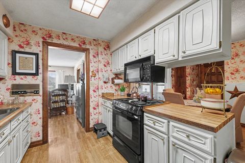 Tiny photo for 621 Broadmeadow Road, Rantoul, IL 61866 (MLS # 12626995)