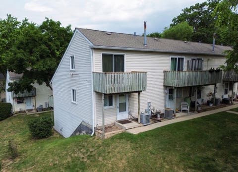 Tiny photo for 89 Maude Avenue, Fox Lake, IL 60020 (MLS # 12725672)