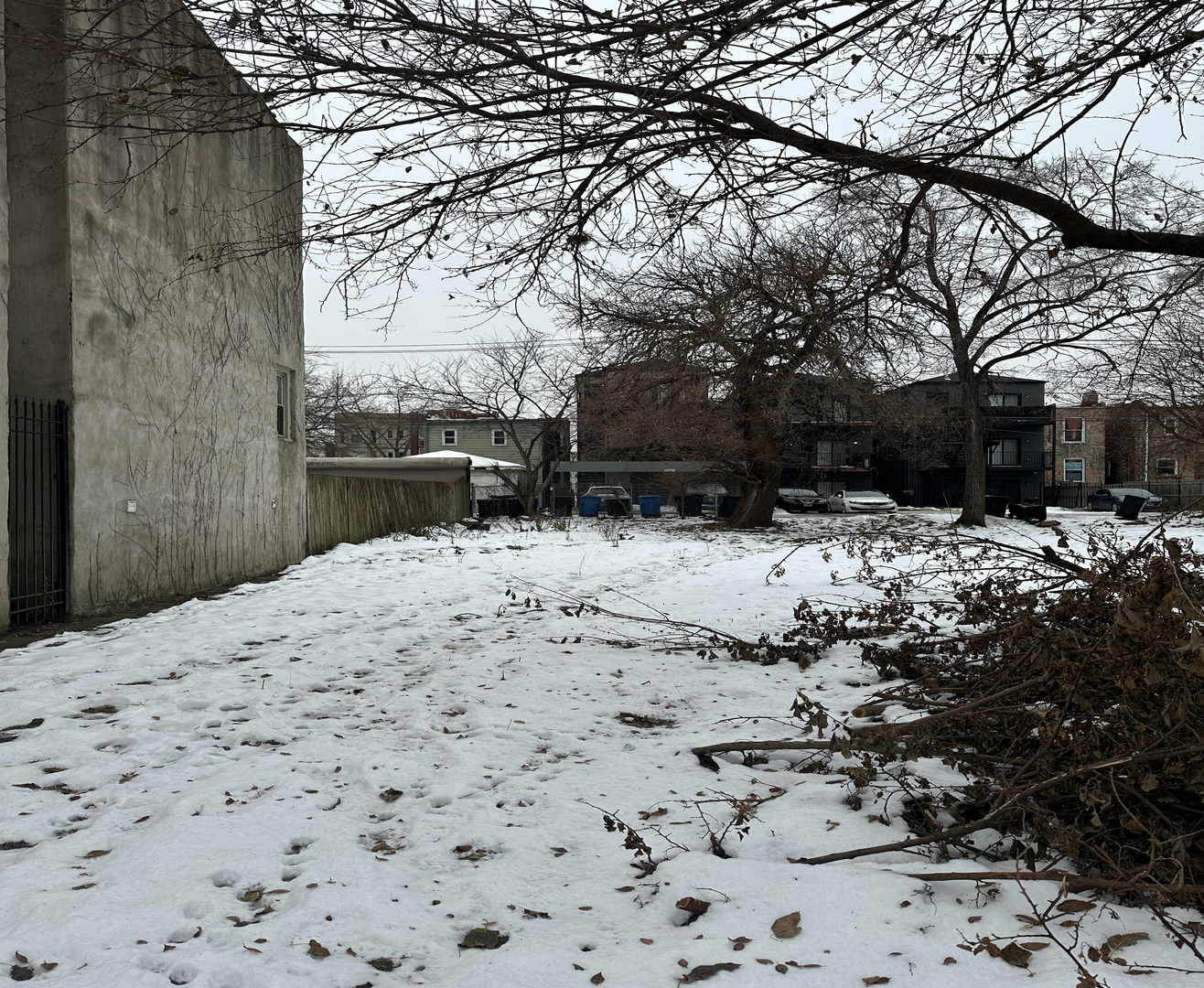 6340 S Greenwood Avenue