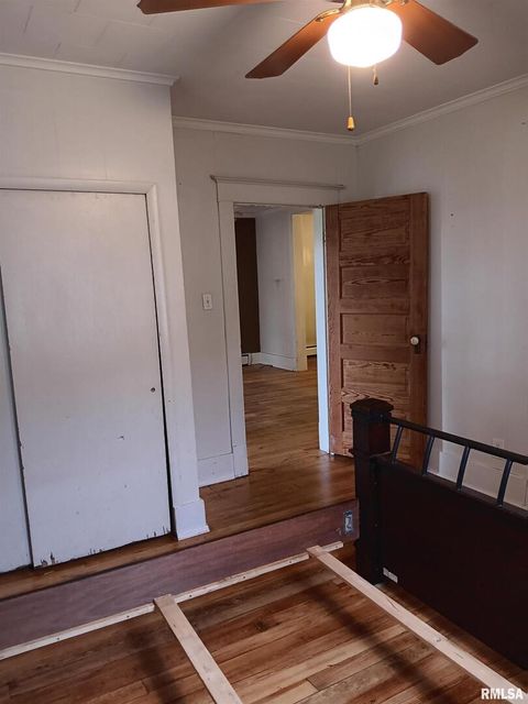 Tiny photo for 1935 ELM Street, Murphysboro, IL 62966 (MLS # EB459003)