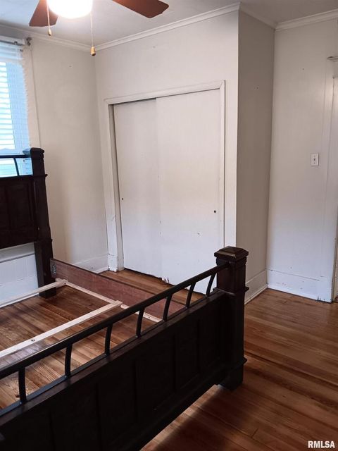 Tiny photo for 1935 ELM Street, Murphysboro, IL 62966 (MLS # EB459003)