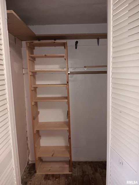 Tiny photo for 1935 ELM Street, Murphysboro, IL 62966 (MLS # EB459003)