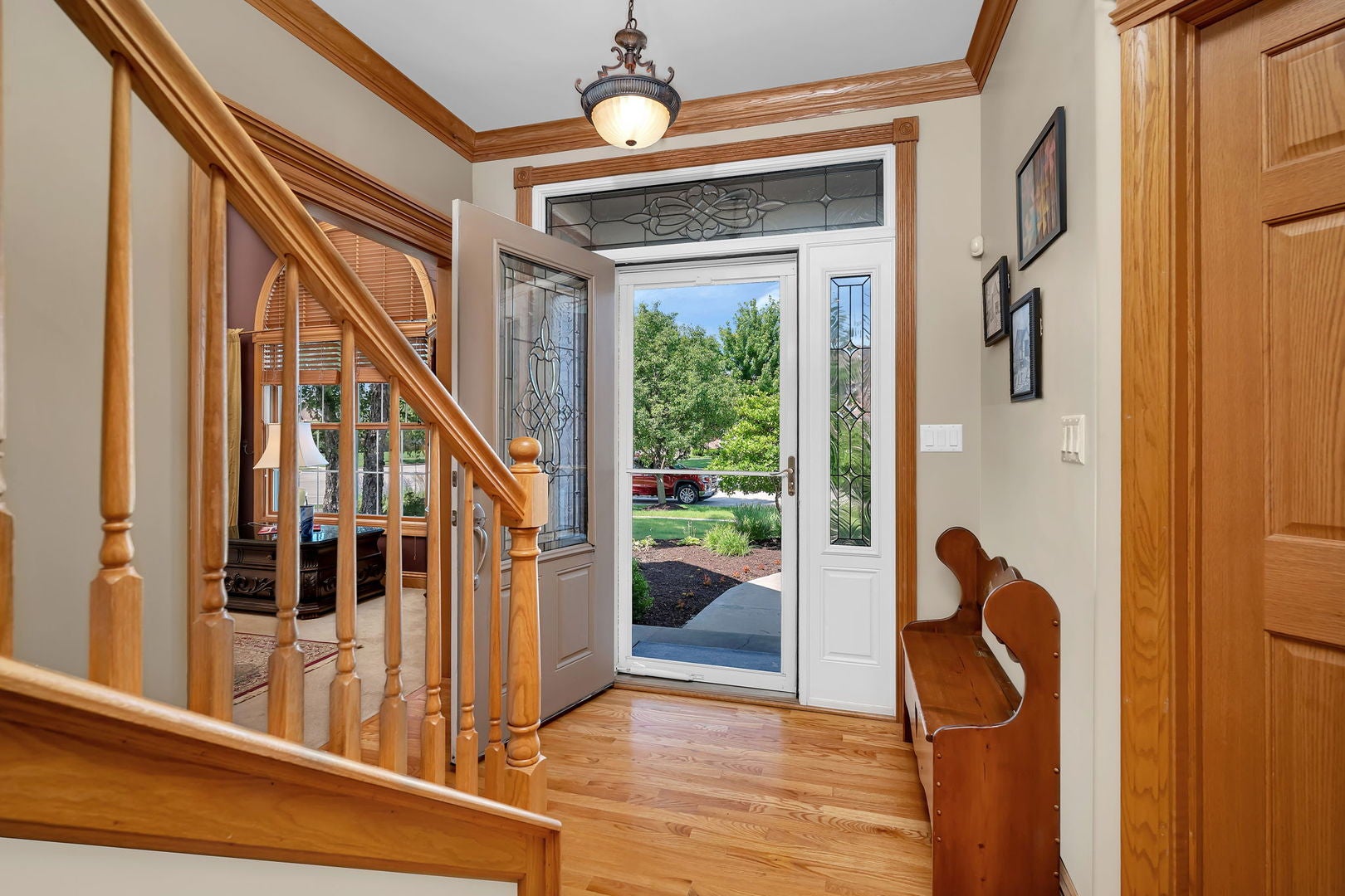 529 E Hunter Lane