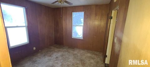 Tiny photo for 200 1ST Avenue, Sherrard, IL 61281 (MLS # QC4270084)