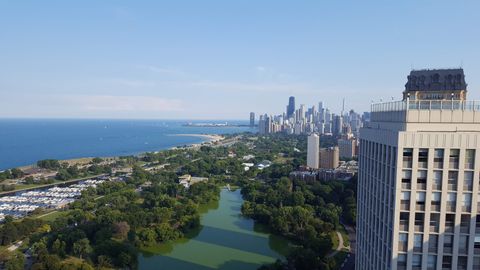 Tiny photo for 2650 N Lakeview Avenue #404, Chicago, IL 60614 (MLS # 12422132)