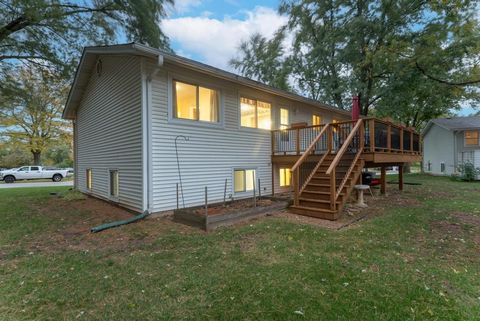 Tiny photo for 2801 Mitchell Drive, Woodridge, IL 60517 (MLS # 12478621)