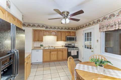 Tiny photo for 2801 Mitchell Drive, Woodridge, IL 60517 (MLS # 12478621)