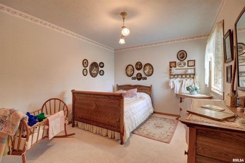 Tiny photo for 582 Breezy Point Drive, Clinton, IA 52732 (MLS # QC4267579)