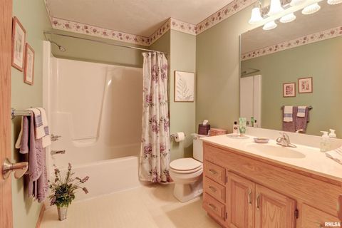 Tiny photo for 582 Breezy Point Drive, Clinton, IA 52732 (MLS # QC4267579)